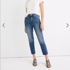Petite High-Rise Slim Boyjean in Lavern Wash